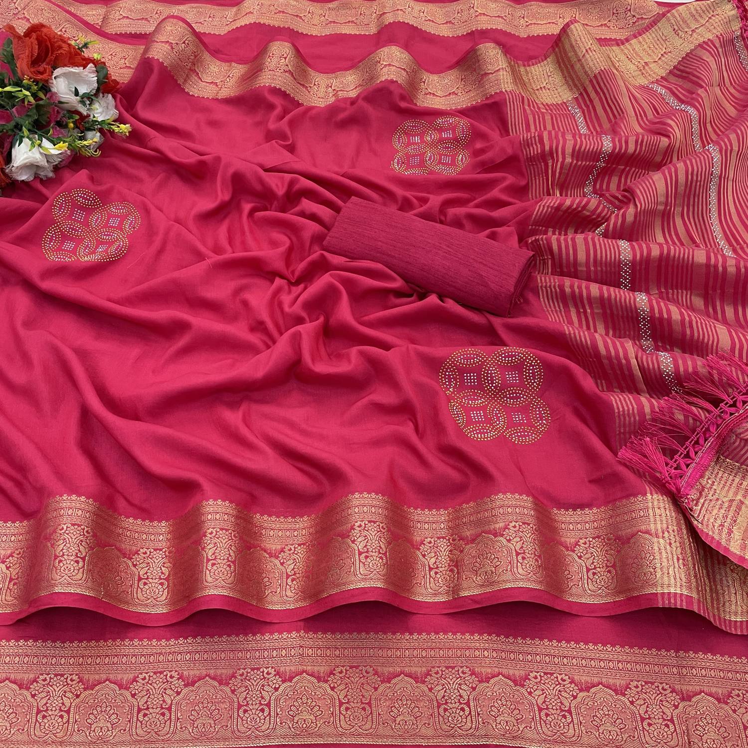 Pemal Designer Embellished Bollywood Silk Blend Saree