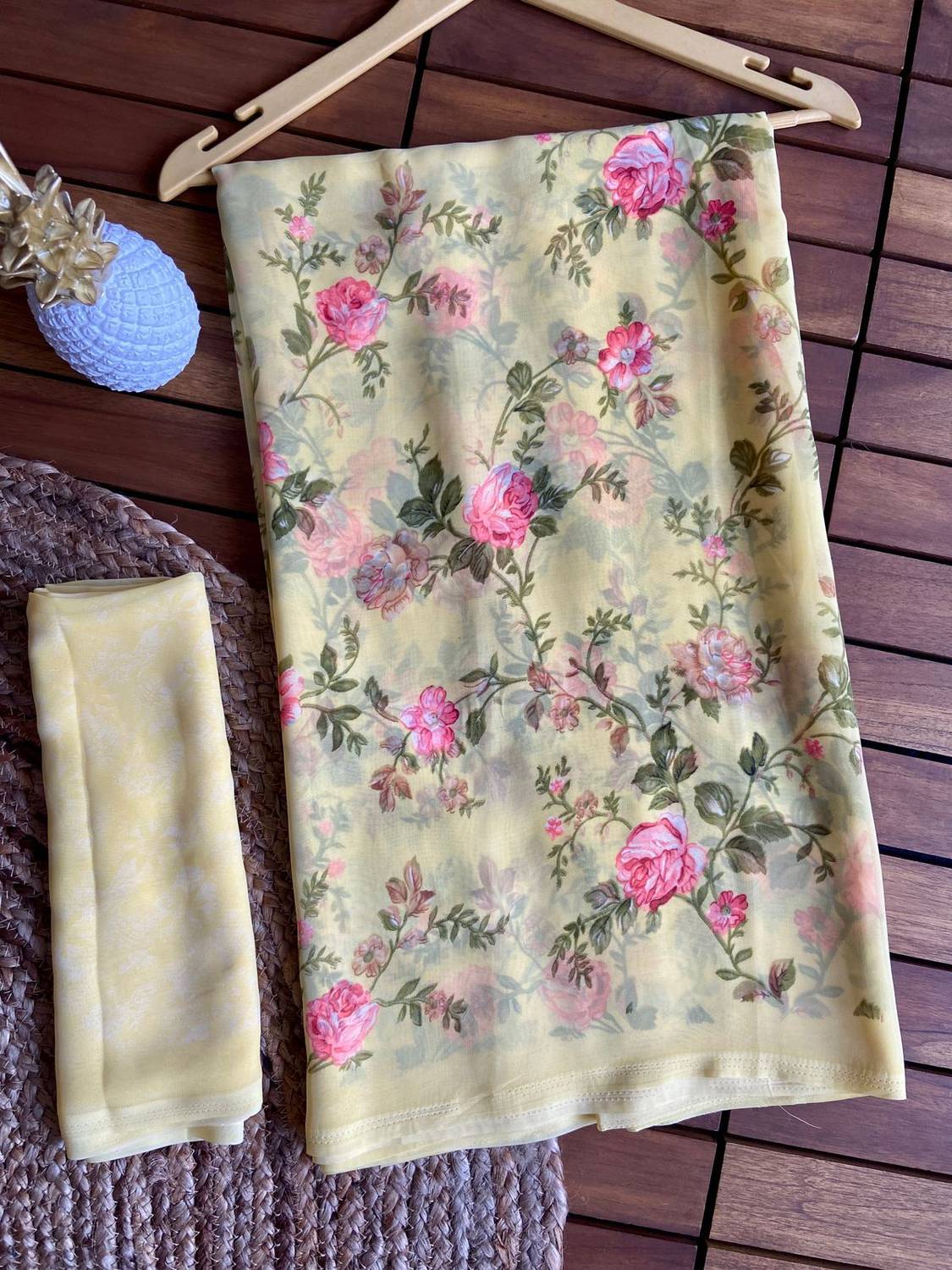 bhavika silk mills Floral Print, Printed Daily Wear Georgette Saree