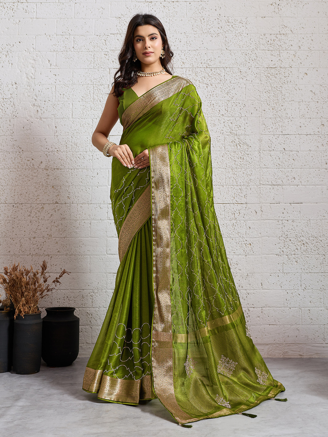 Image of SOHINI NX Embellished Bollywood Satin Saree