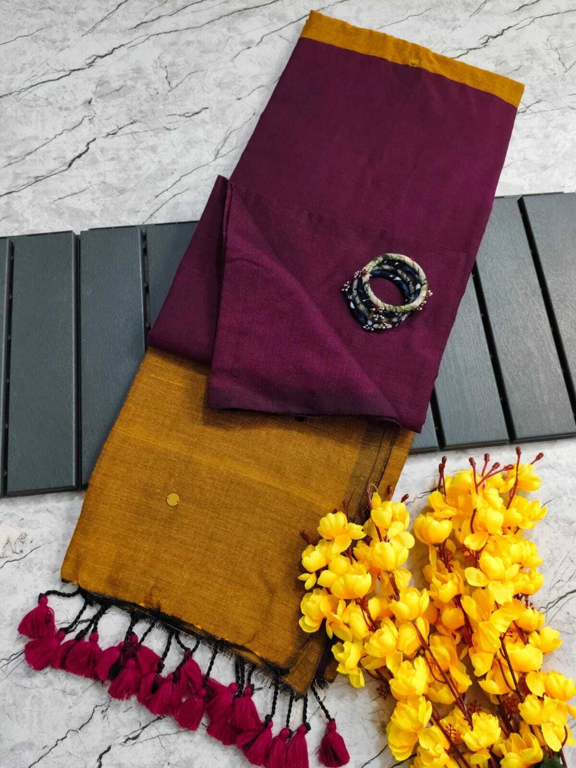 BargitFashion Solid/Plain Daily Wear Khadi Saree