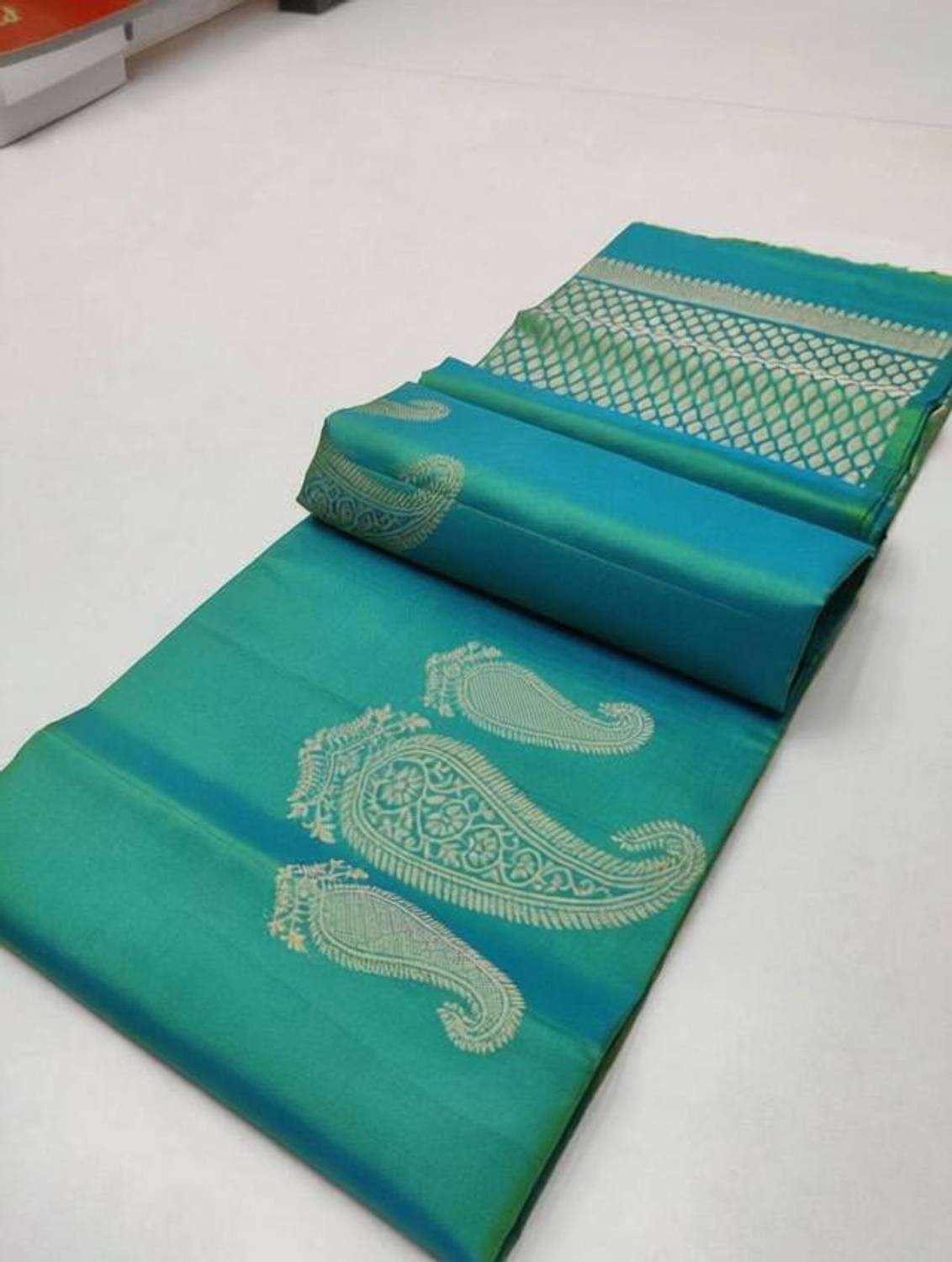 Shirodhari Woven Kanjivaram Pure Silk, Art Silk Saree