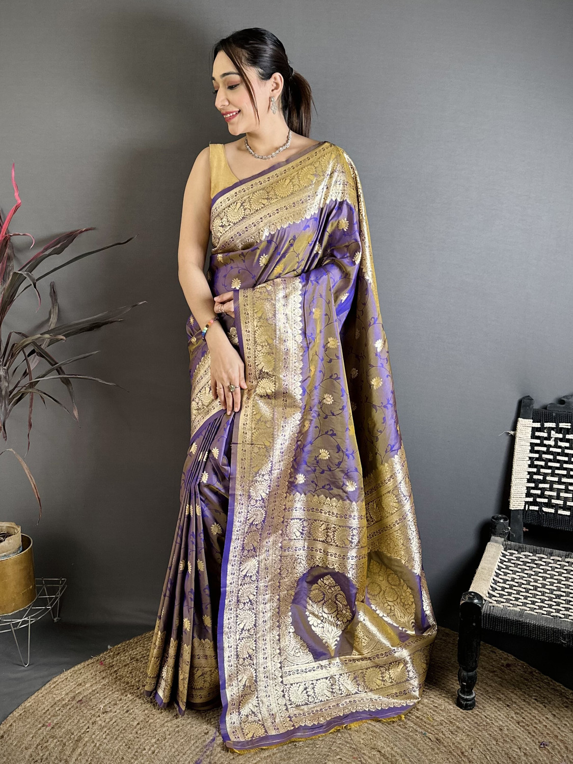 Image of SICHYAH Woven Banarasi Art Silk Saree
