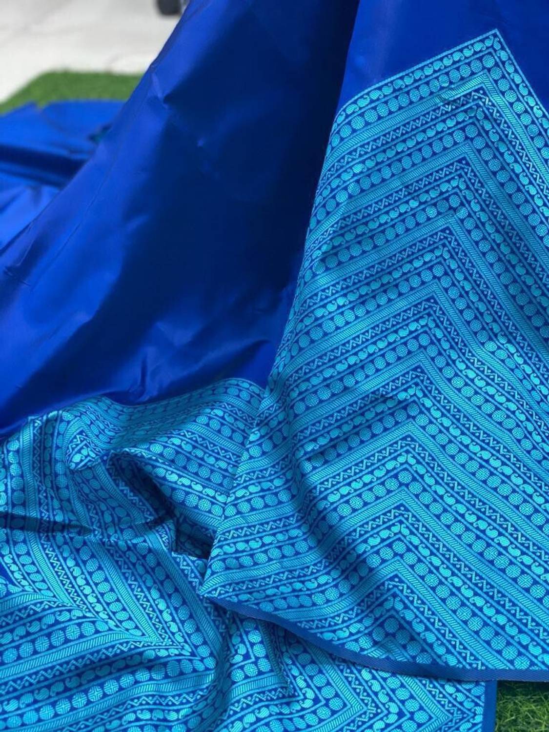 Aldwych Woven Banarasi Silk Blend Saree