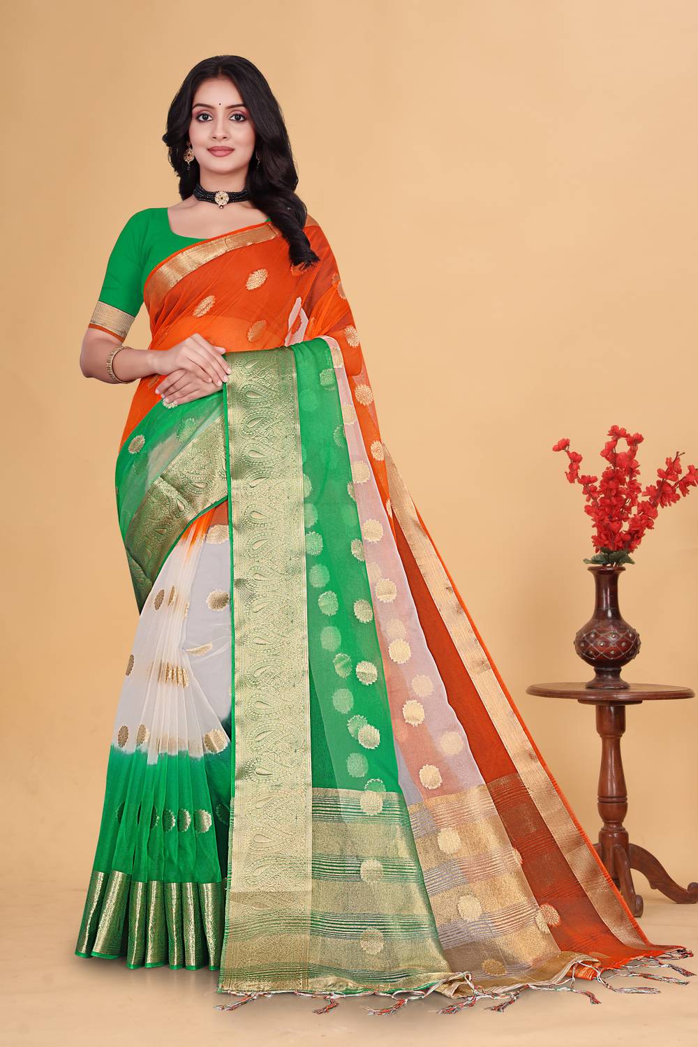 Aarunika BS Color Block, Woven Bollywood Art Silk Saree