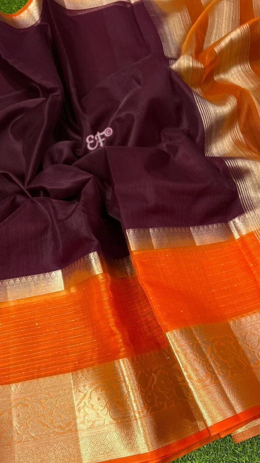 Banaras silk palace Embellished Bollywood Organza Saree (Magenta)