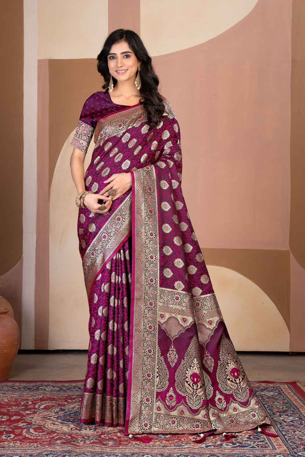Image of Aai shree khodiyar Woven Banarasi Silk Blend Saree