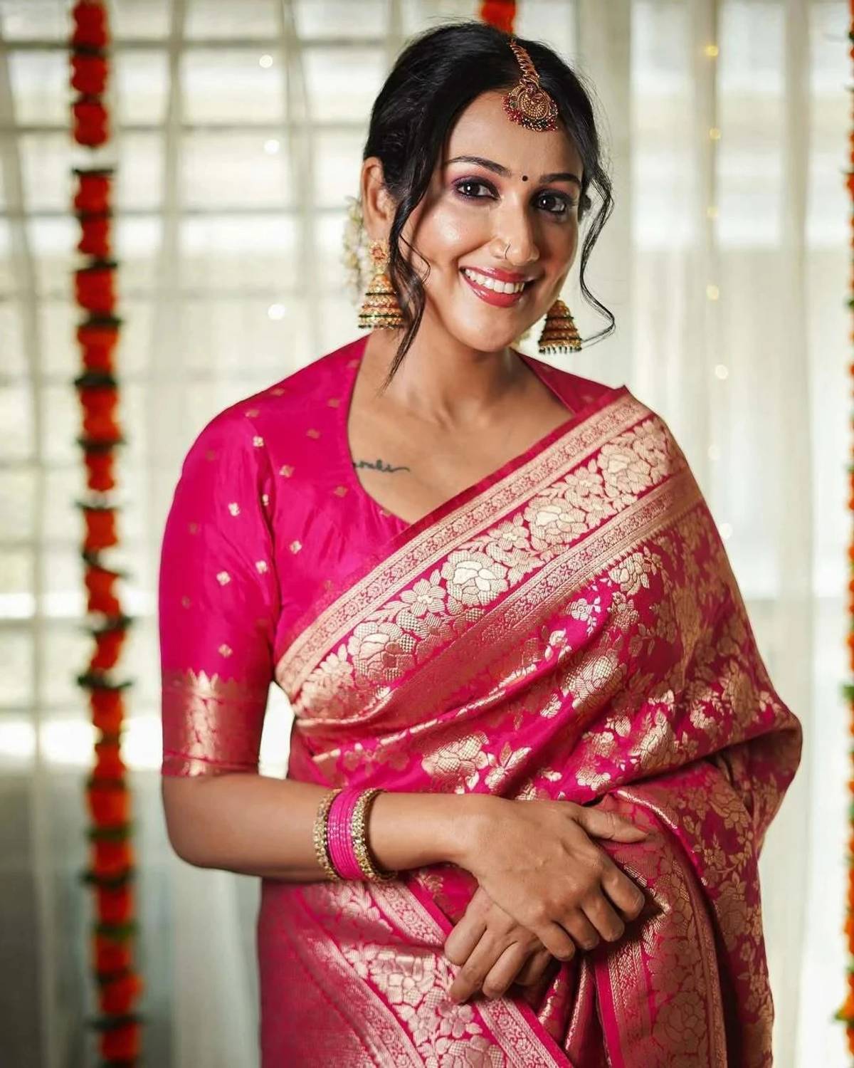 AVANTIKA FASHION Woven Kanjivaram Pure Silk, Art Silk Saree (Pink