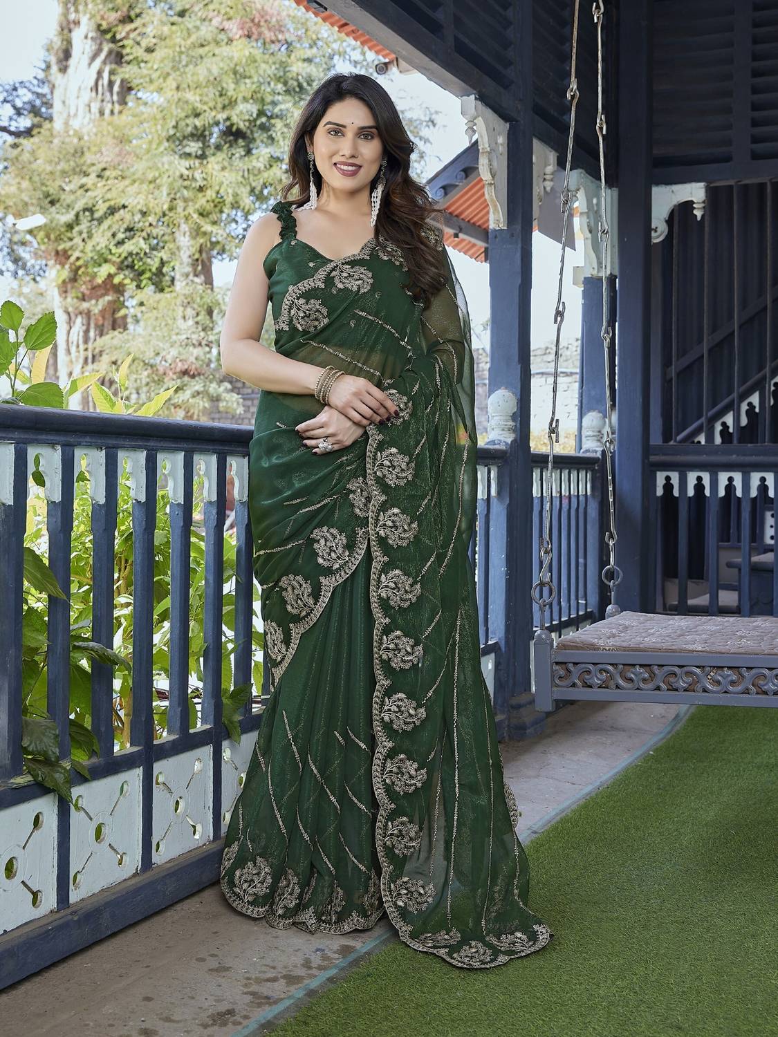 THE URBAN DIVA Embroidered Bollywood Organza, Georgette Saree