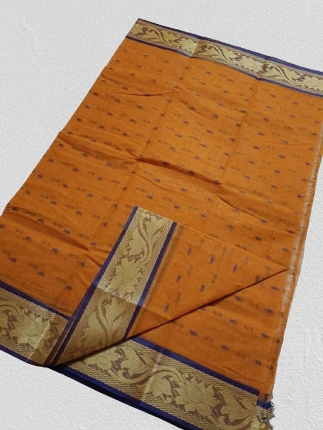 Bikash Dutta Fashion Self Design Tant Pure Cotton Saree