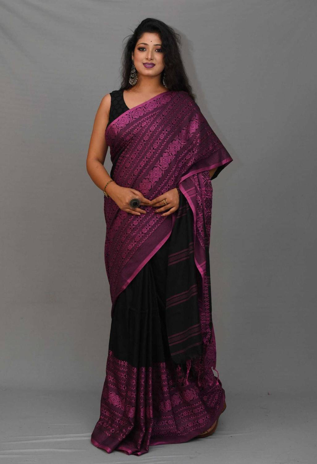 ADbutiq Printed, Woven Bollywood Cotton Blend Saree
