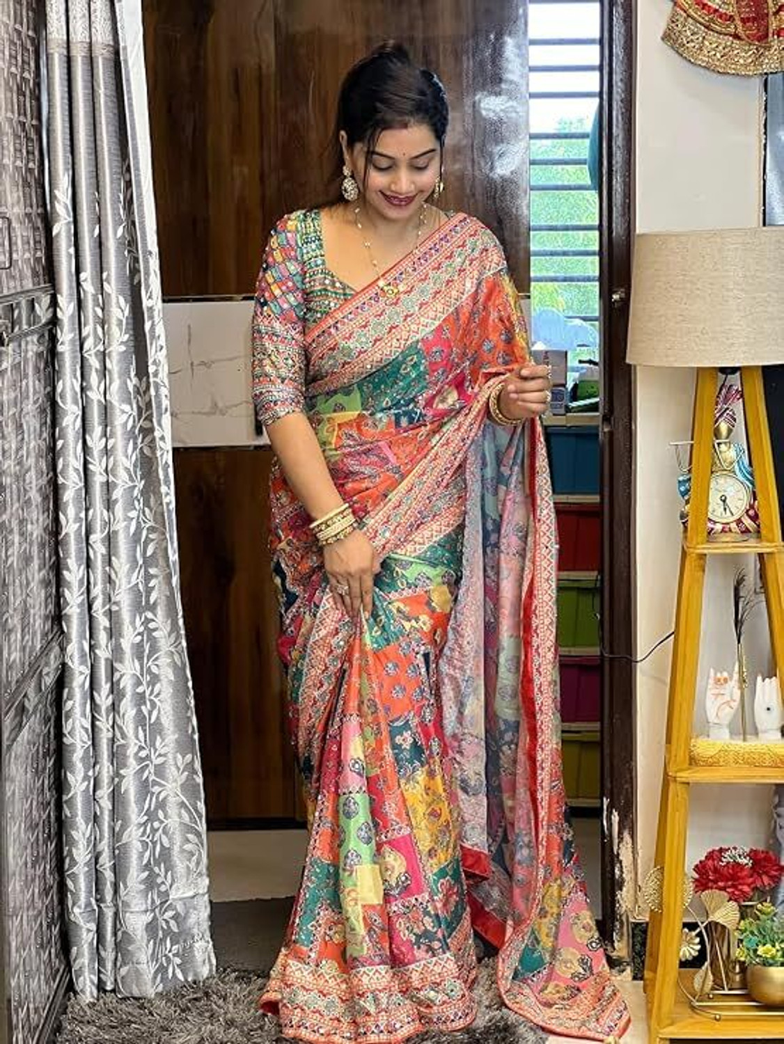 Image of ORNITA BOUTIQUE Geometric Print, Digital Print Bandhani Silk Blend Saree