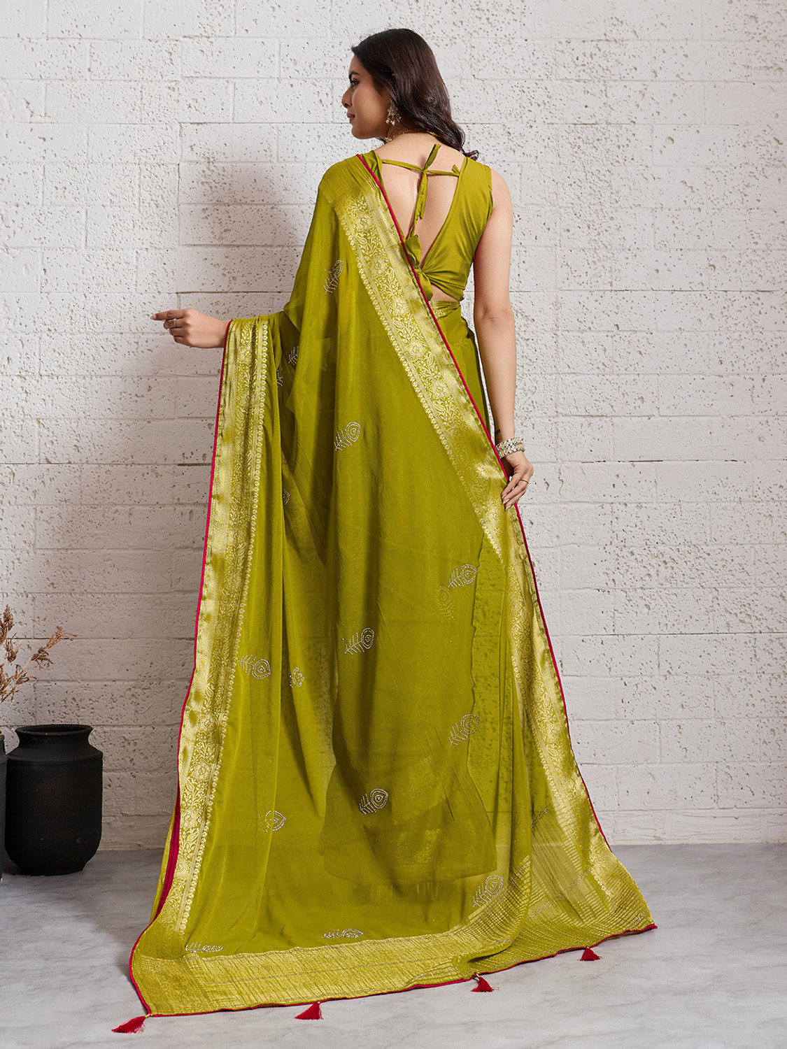 Image of SOHINI NX Embellished Bollywood Chiffon Saree