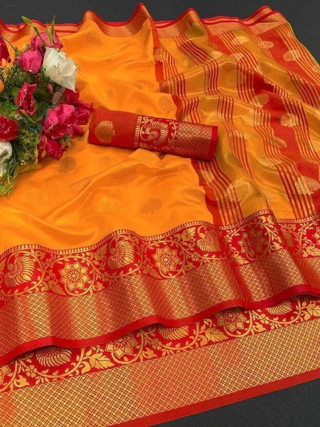 Image of Doroly Temple Border Banarasi Jacquard Saree