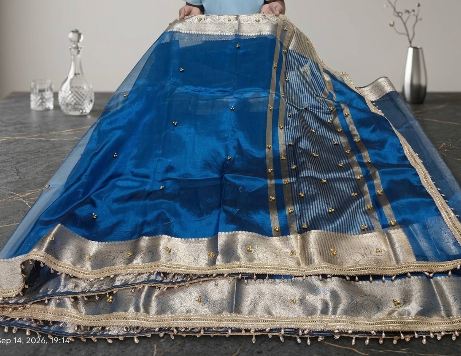 ANTextiles Blue Banarasi Tissue Saree - Image 2