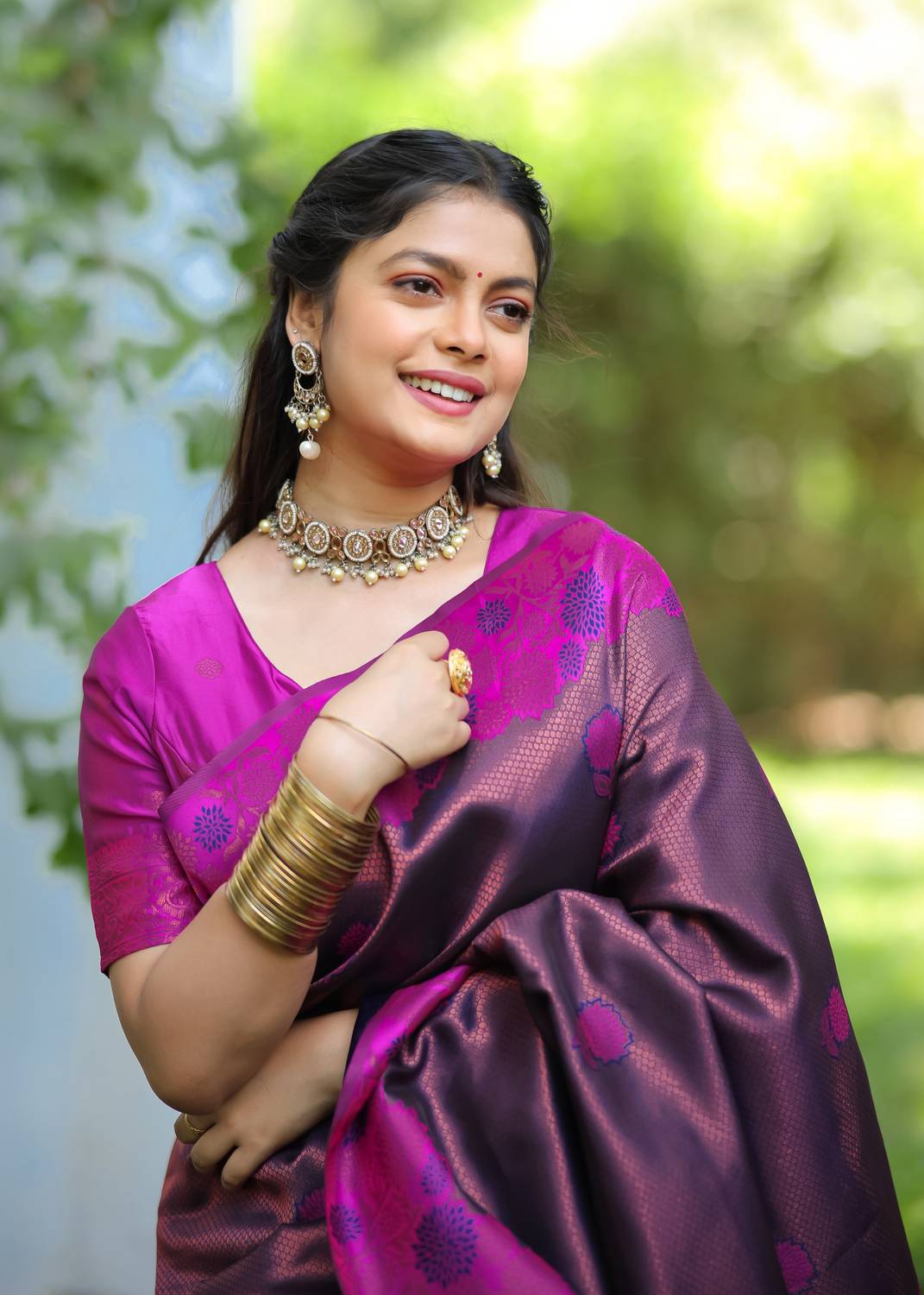 COSBILA FASHION Woven Banarasi Silk Blend Saree (Purple)