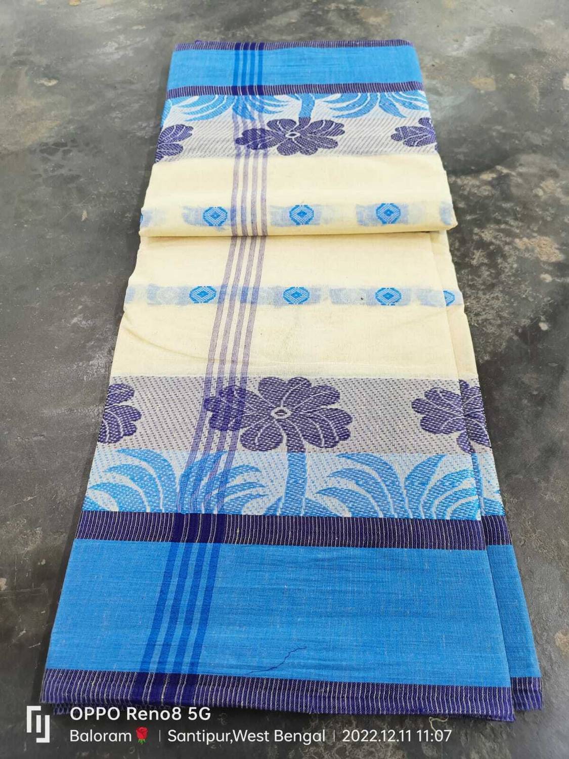 Balika bodhu Self Design Tant Pure Cotton Saree (White, Blue)