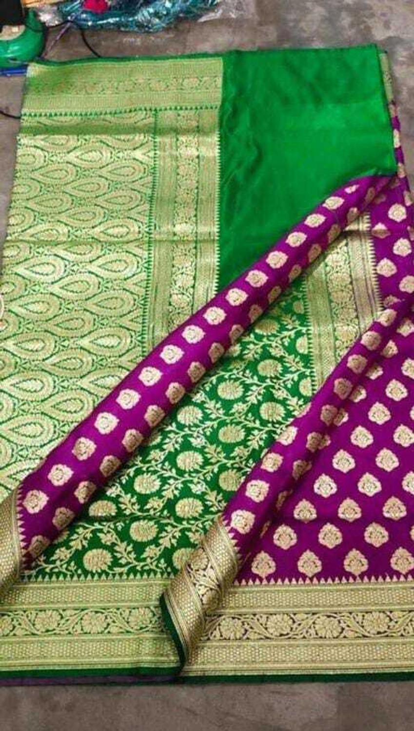 Image of HouseOfCommon Woven, Floral Print Banarasi Handloom Pure Silk Saree