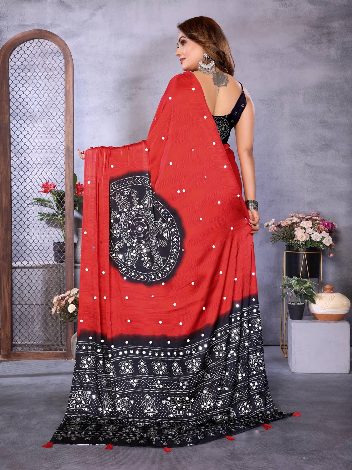 Leelavati Bandhani Silk Saree Red - Image 2