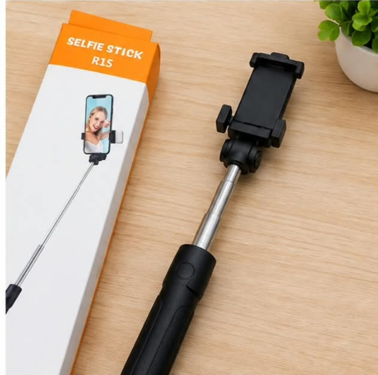 Image of Ashwani Mart R1S Bluetooth Selfie Stick