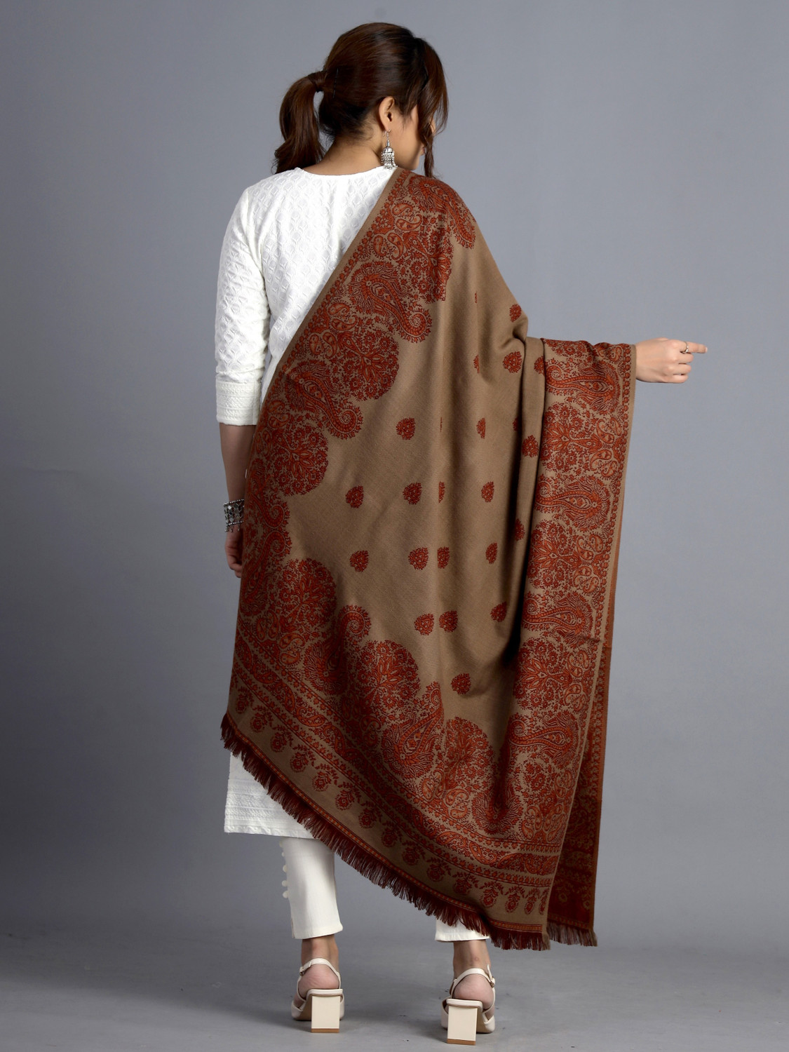 Image of Ravaiyaa - Attitude Is Everything Wool Woven Women Shawl