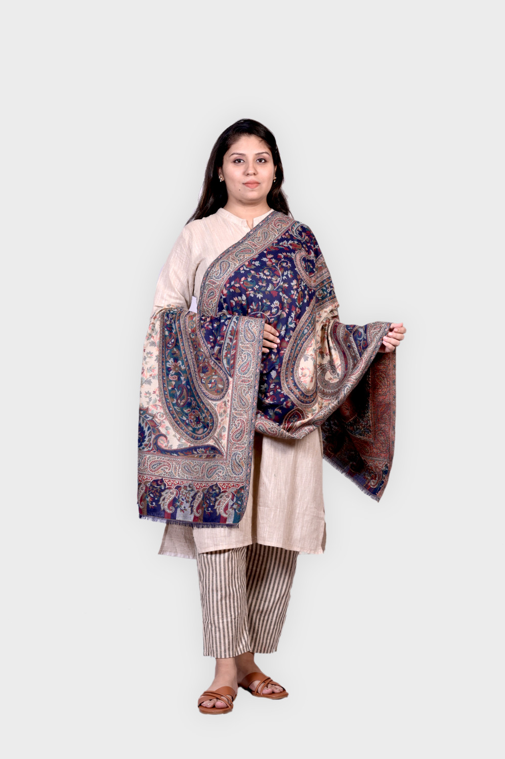 Image of Allure Motifs Wool Woven Men, Women Shawl