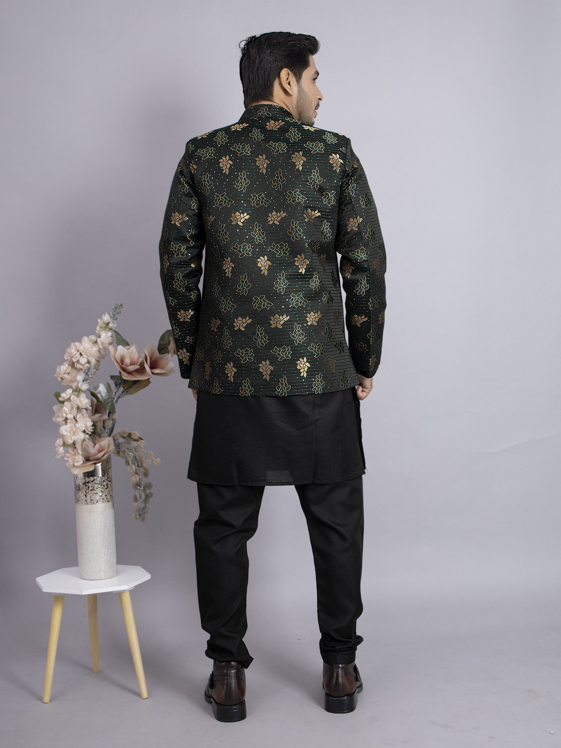 Image of Ethzy Men Kurta Pyjama Ethnic Jacket Set