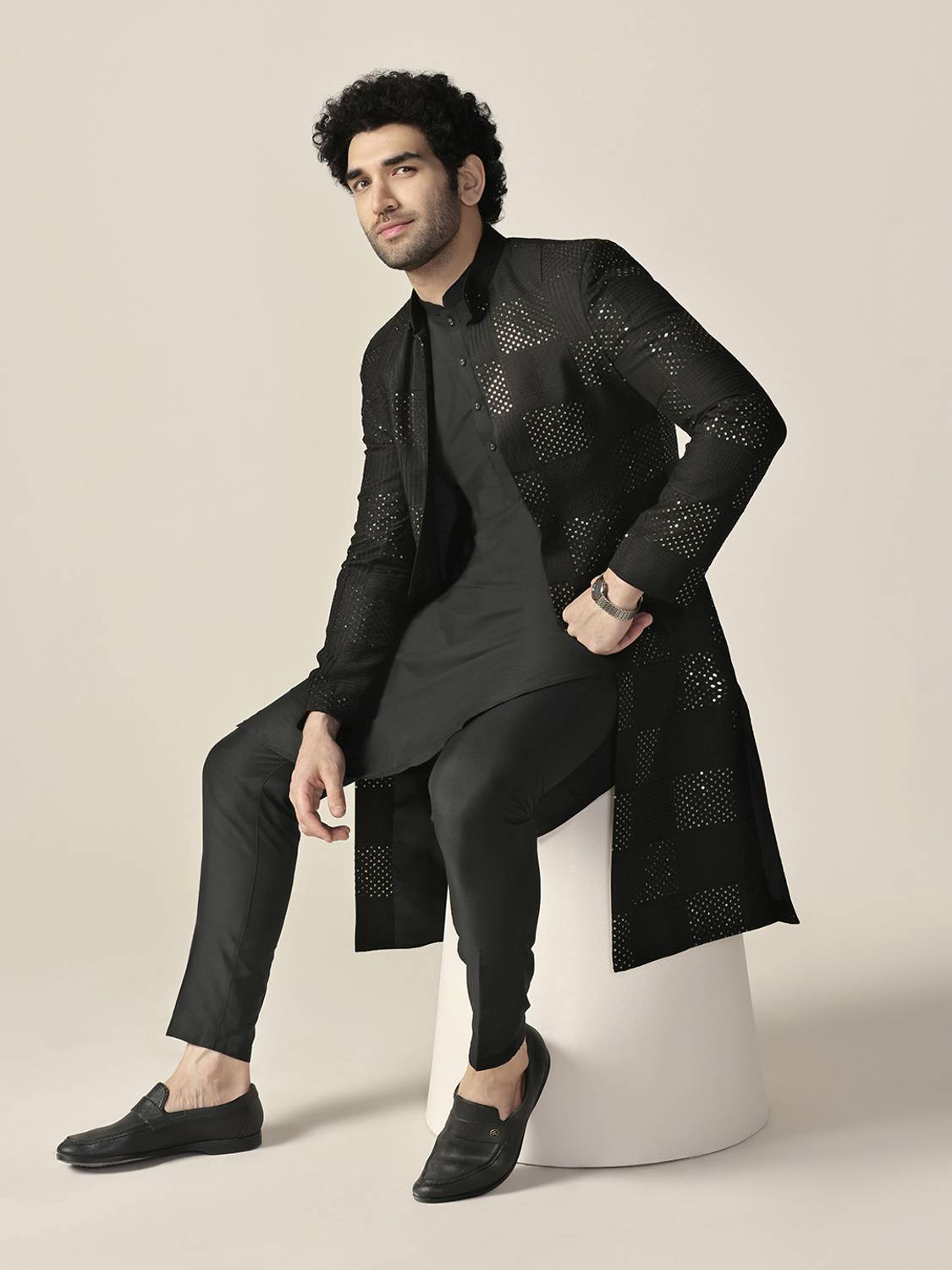 Kisah Men Black Kurta Sherwani Trouser Set - Image 5
