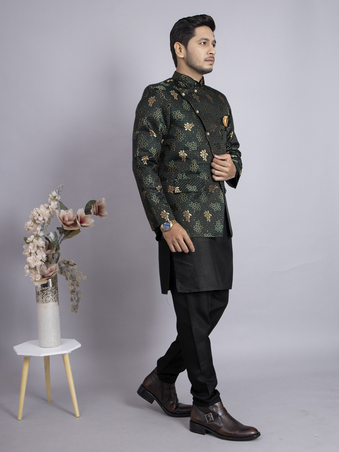 Image of Ethzy Men Kurta Pyjama Ethnic Jacket Set