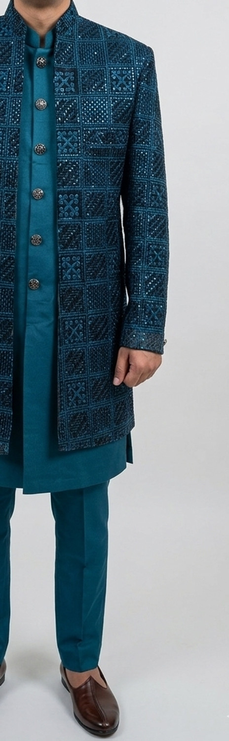 Image of LAARIJOHN DOJANA Embroidered Sherwani