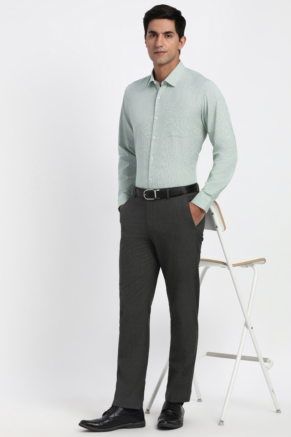 Image of PETER ENGLAND Men Printed Formal Green Shirt