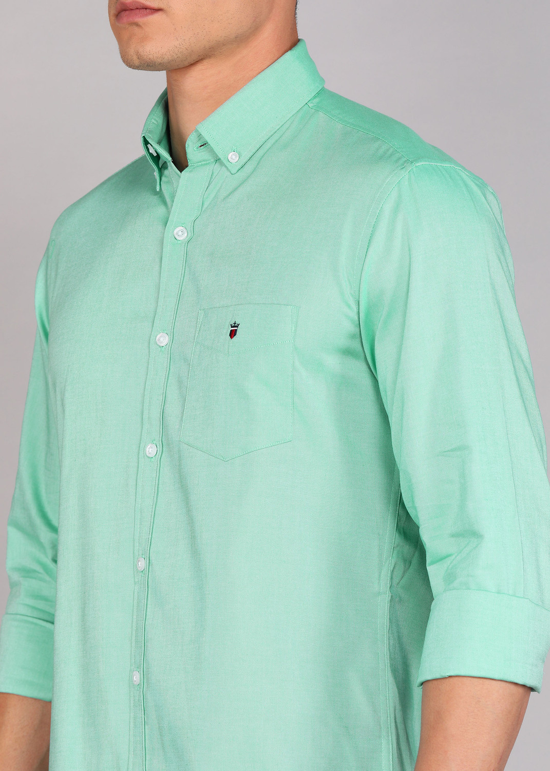 Image of Louis Philippe Sport Men Solid Casual Green Shirt