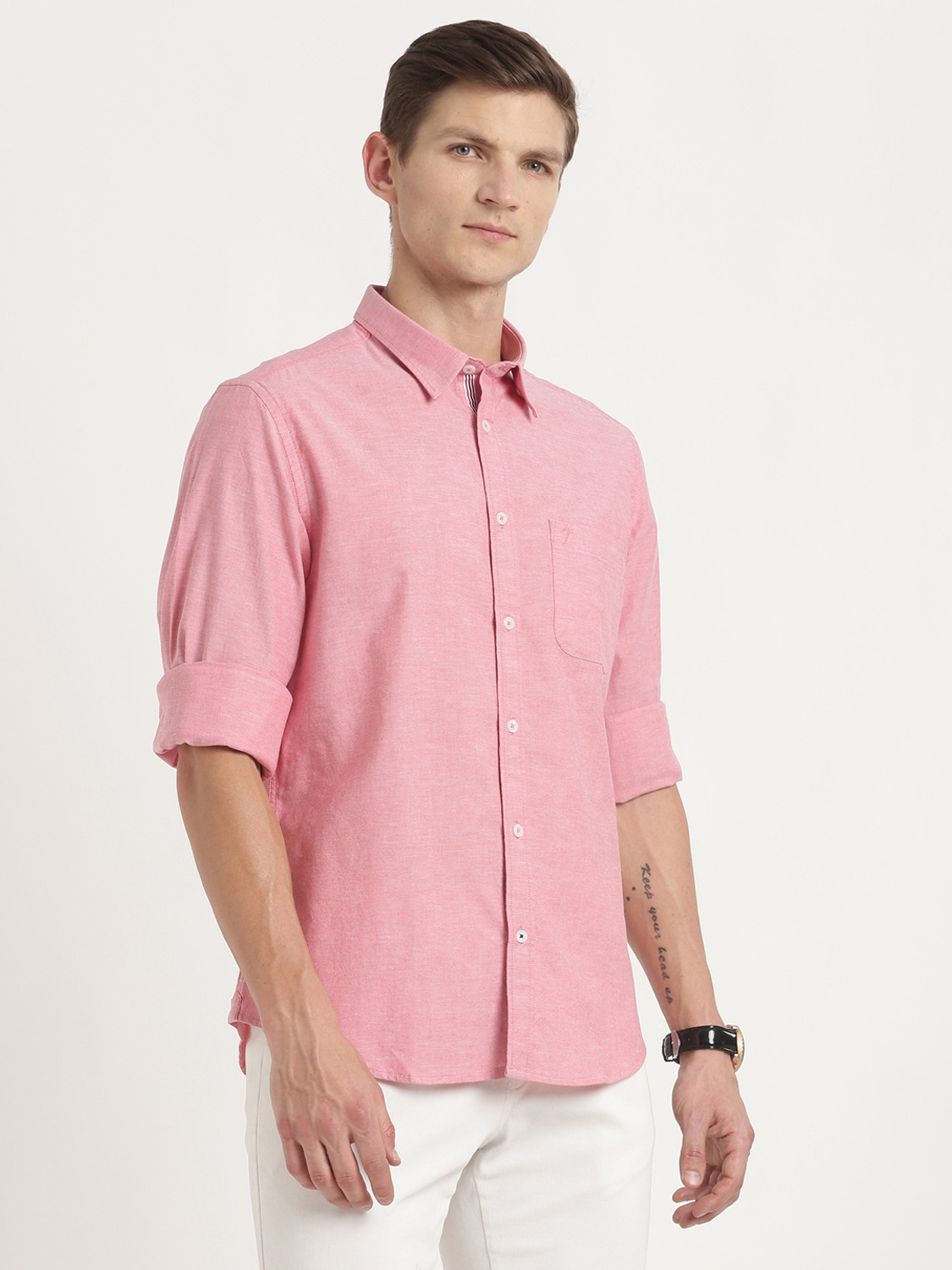 Image of INDIAN TERRAIN Men Slim Fit Solid Casual Shirt