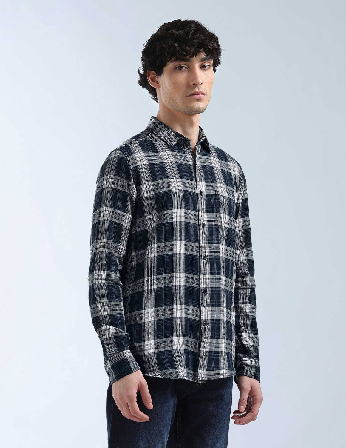 FLYING MACHINE Men Checkered Casual Blue Shirt - Image 4