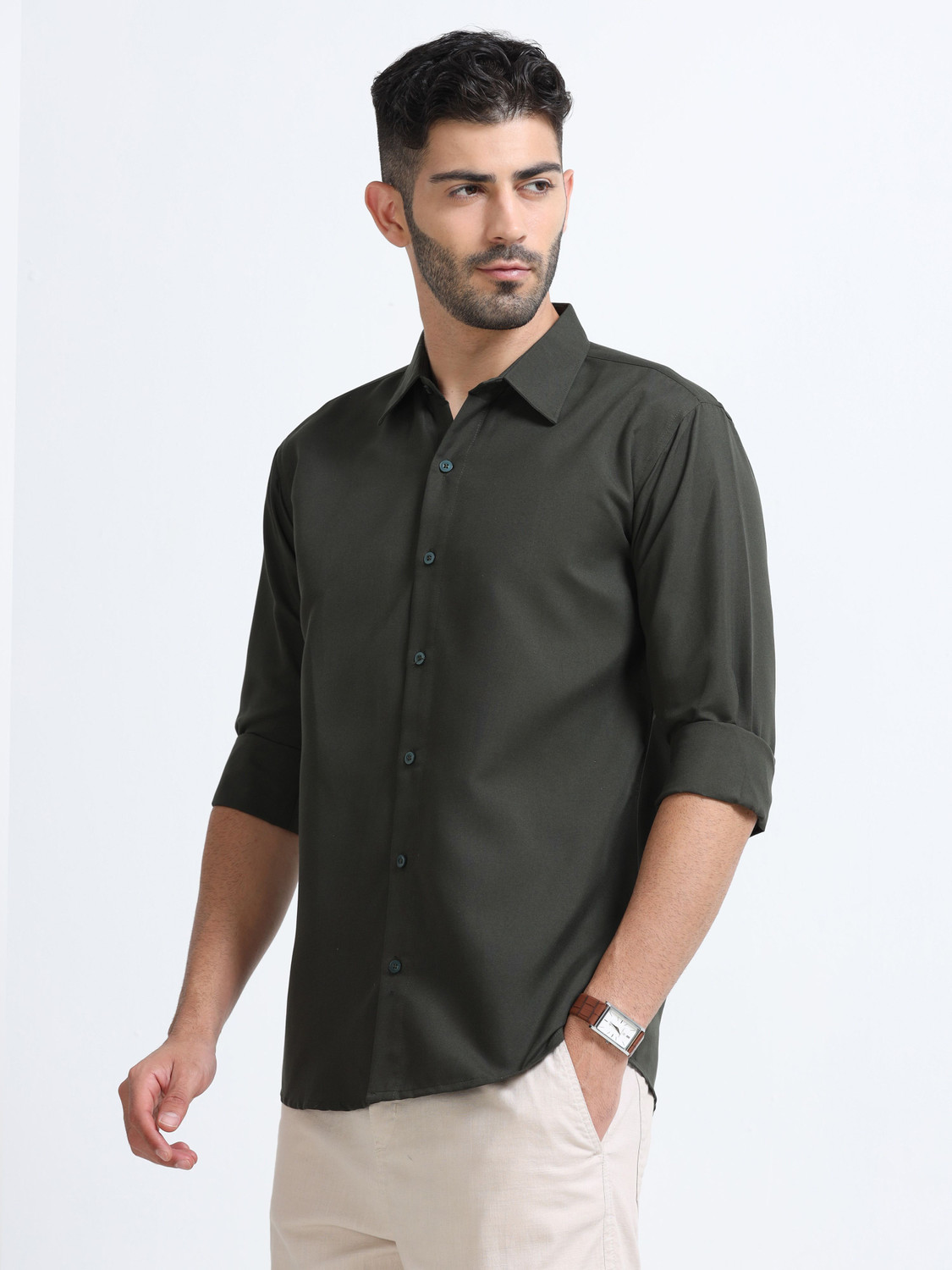 Image of WHISQ Men Solid Casual Green Shirt