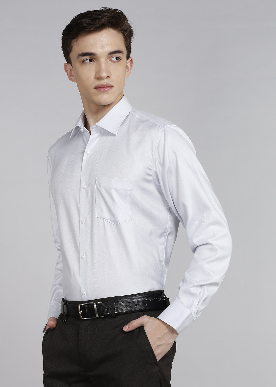 Image of VAN HEUSEN Men Striped Formal White Shirt
