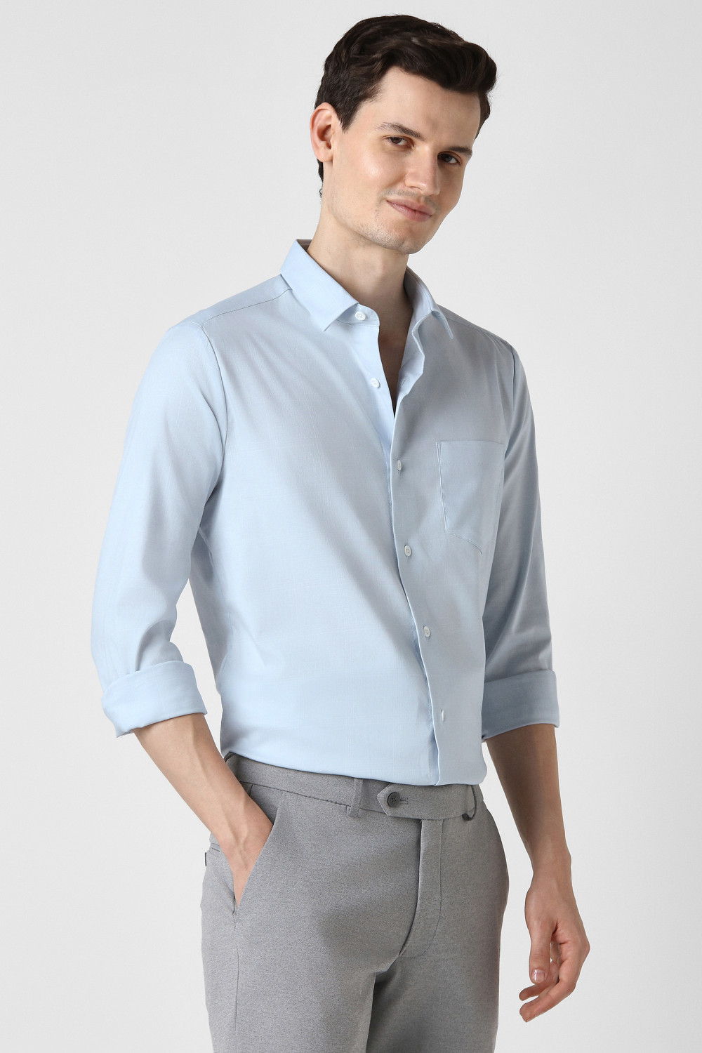 Image of PETER ENGLAND Men Solid Formal Light Blue Shirt