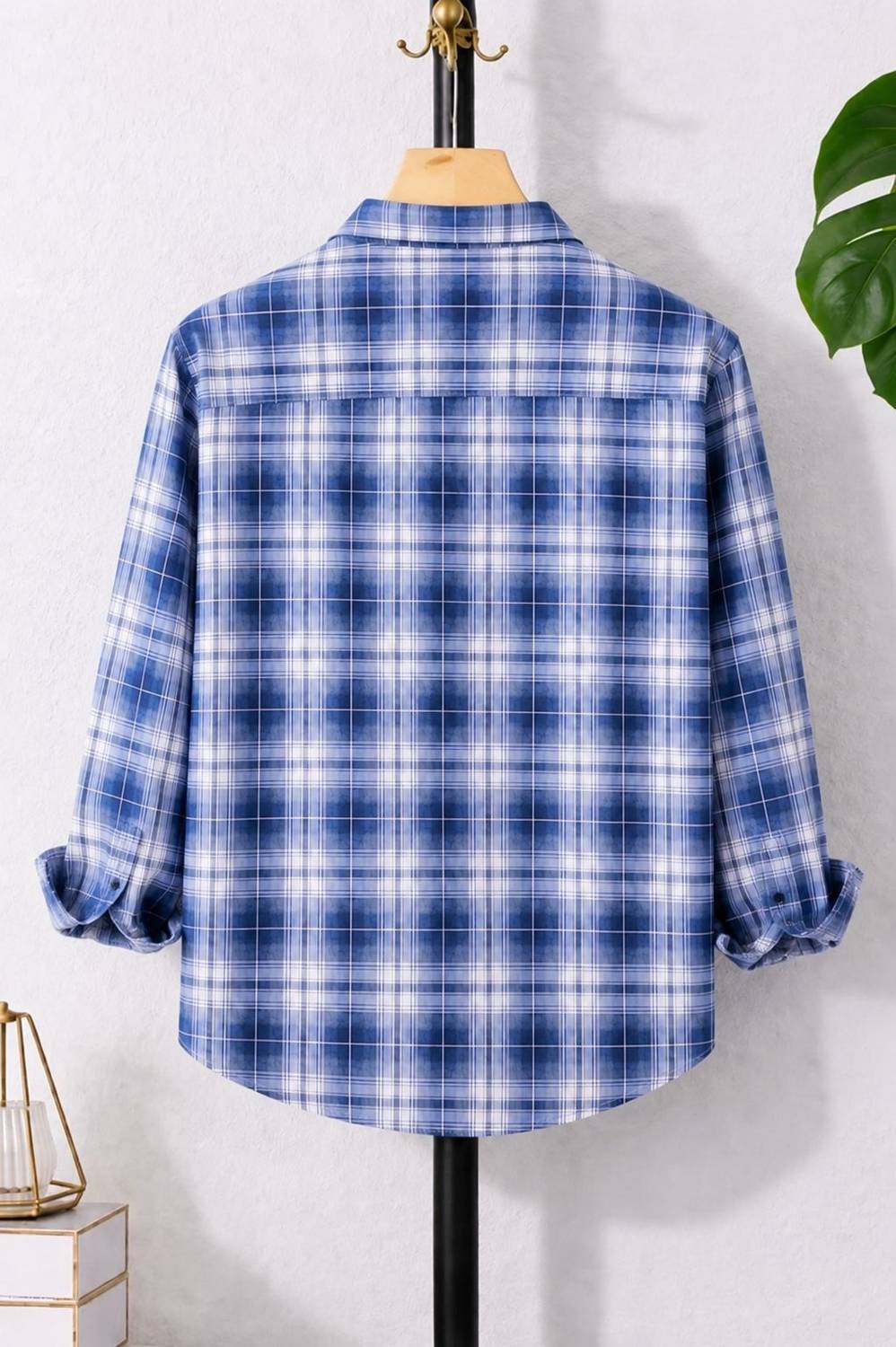 Zonly Men Checkered Multicolor Shirt - Image 2