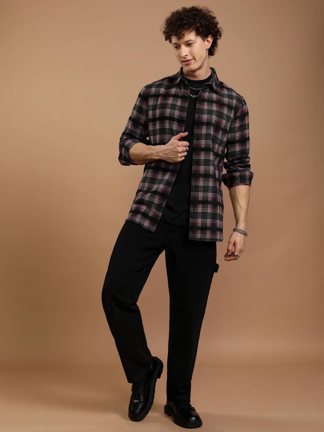HIGHLANDER Men Slim Fit Checkered Shirt - Image 3