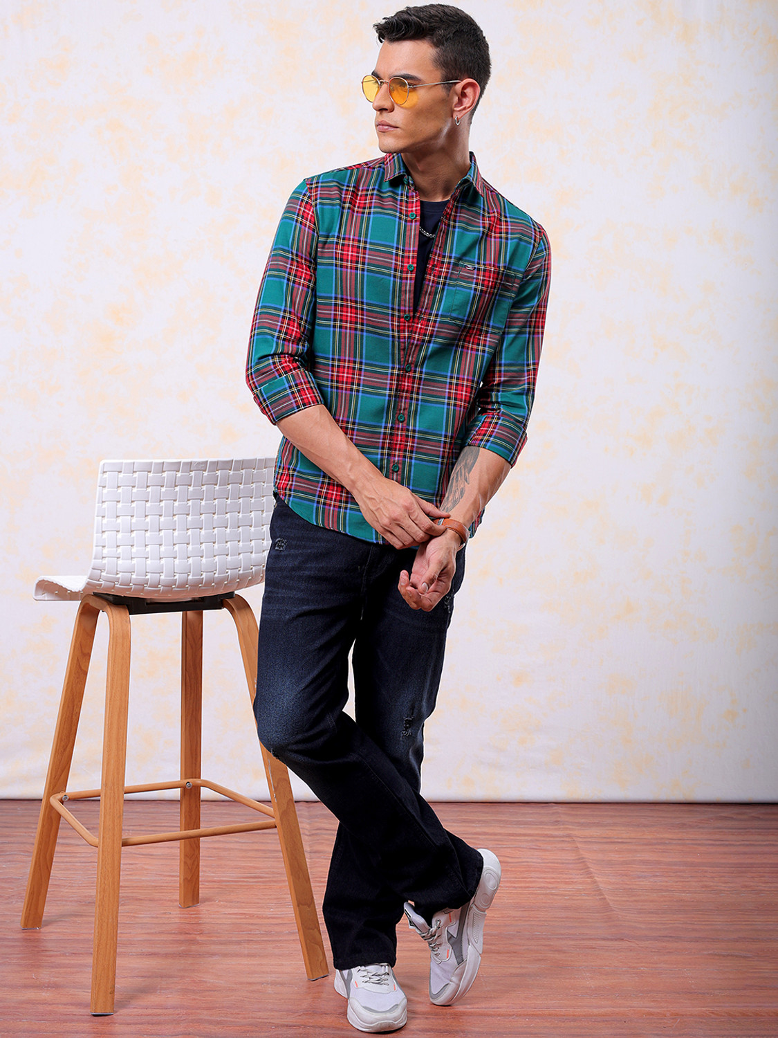 Image of The Indian Garage Co. Men Checkered Casual Green Shirt