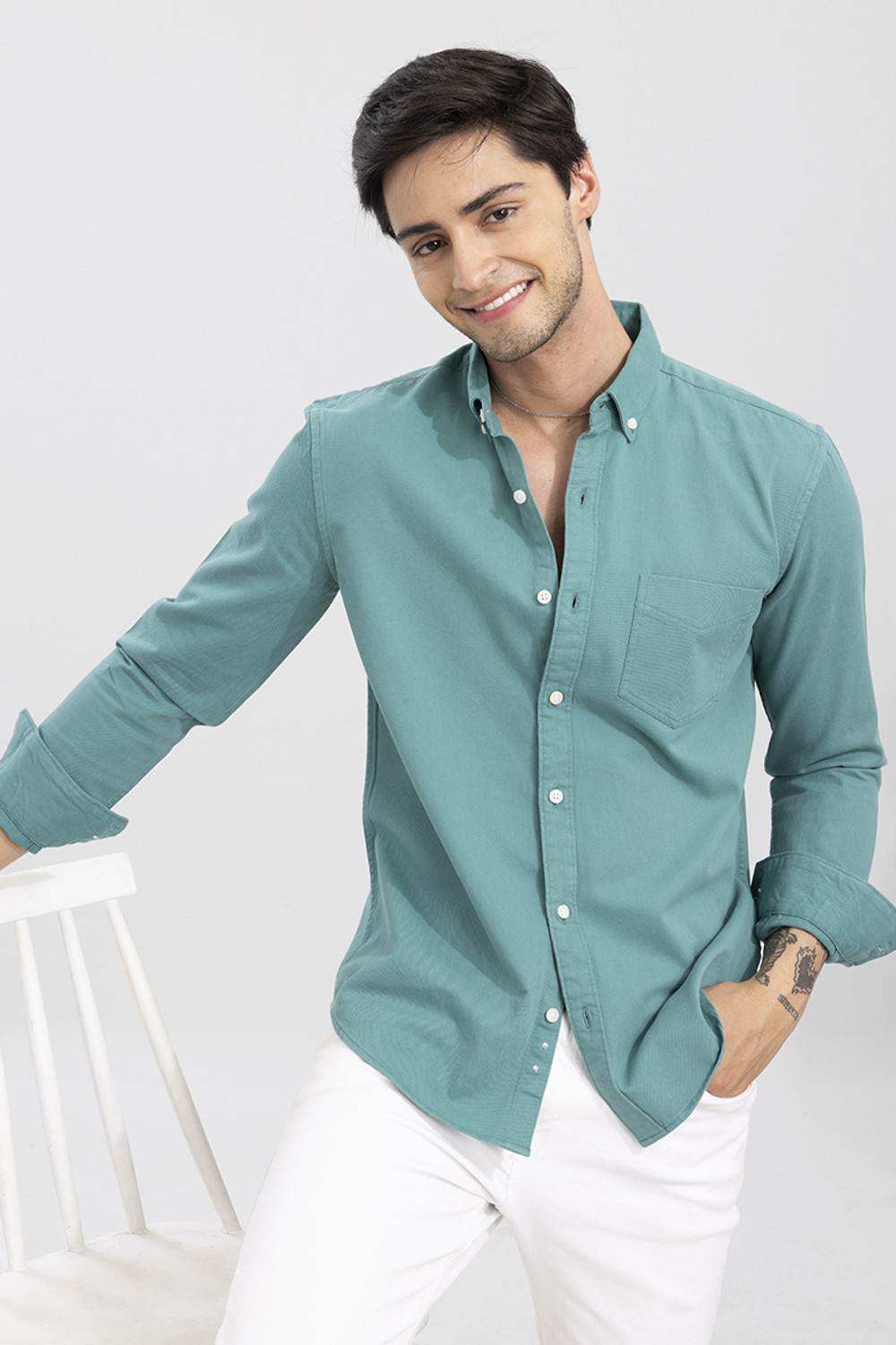 Image of Snitch Men Solid Casual Green Shirt