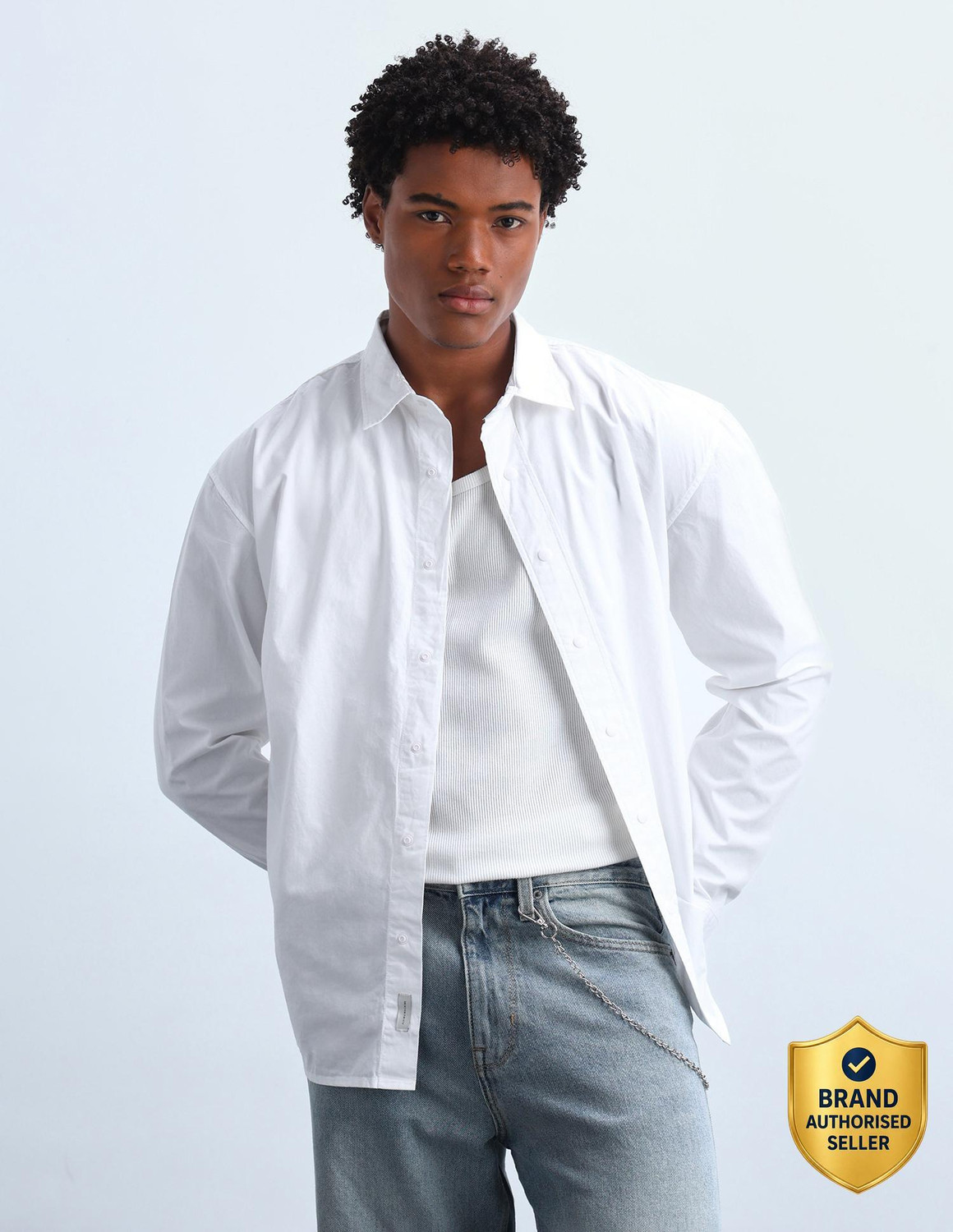 Image of FLYING MACHINE Men Solid Casual White Shirt