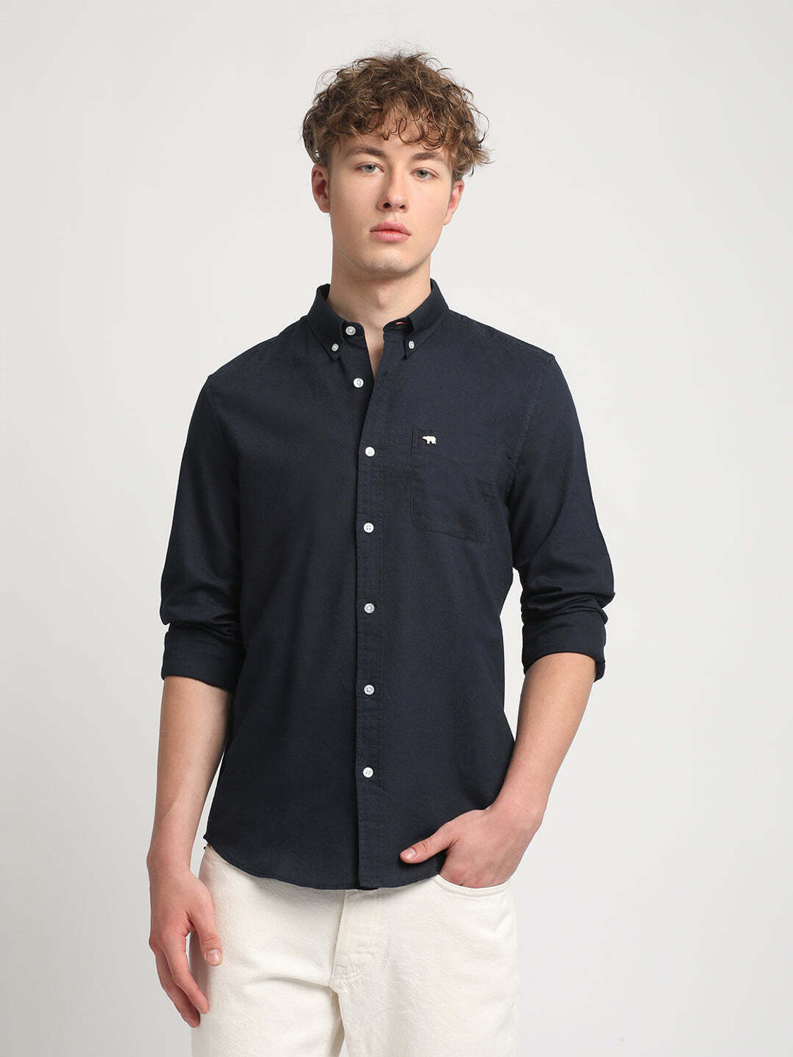 Image of THE BEAR HOUSE Men Solid Casual Blue Shirt