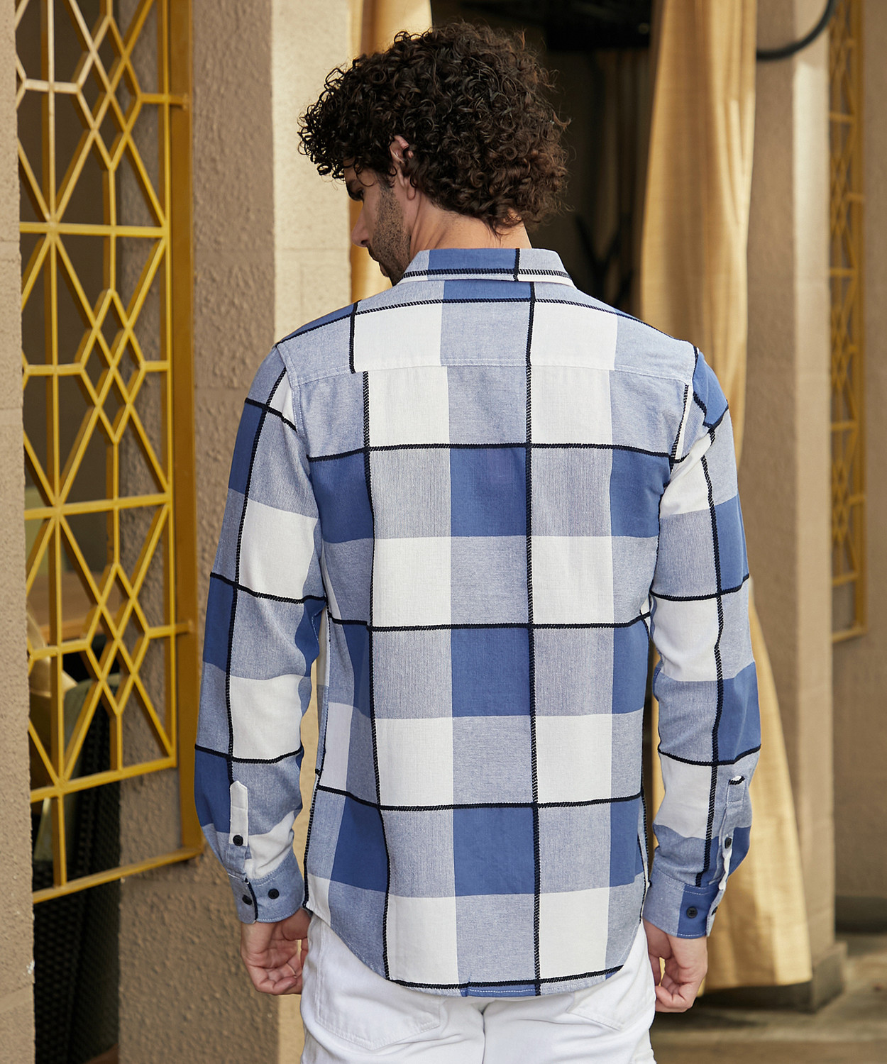 Image of CAHOOT Men Checkered Casual Blue Shirt
