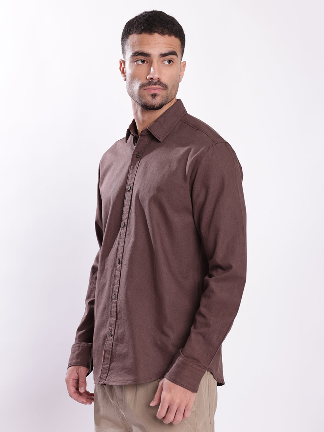 Image of Bene Kleed Men Solid Casual Brown Shirt