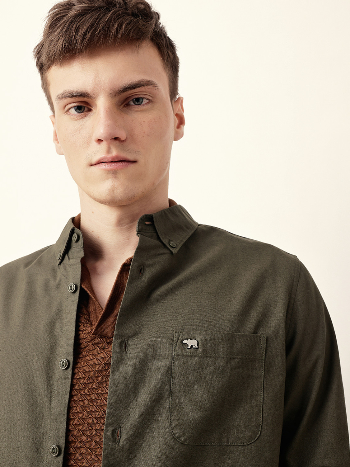 Image of THE BEAR HOUSE Men Solid Casual Green Shirt