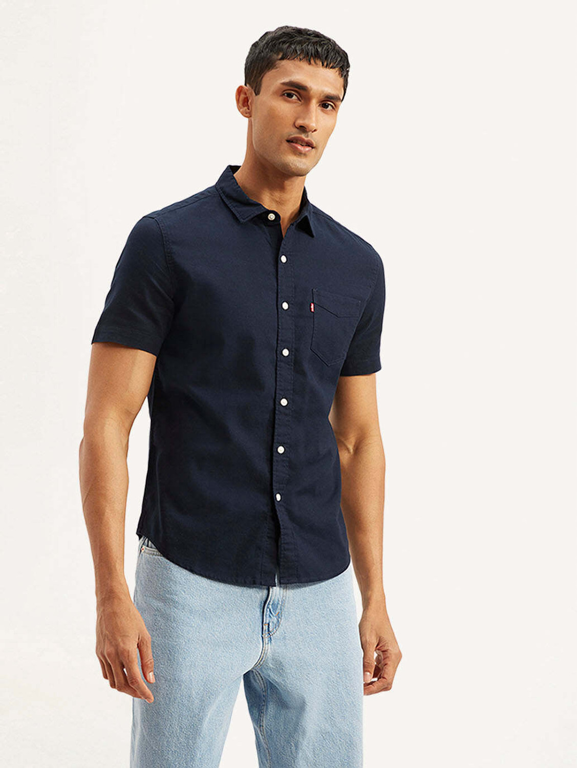 Image of LEVI'S Men Solid Casual Blue Shirt