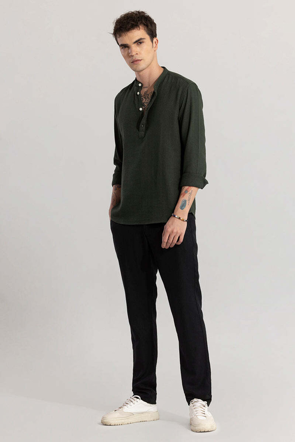 Image of Snitch Men Solid Straight Kurta