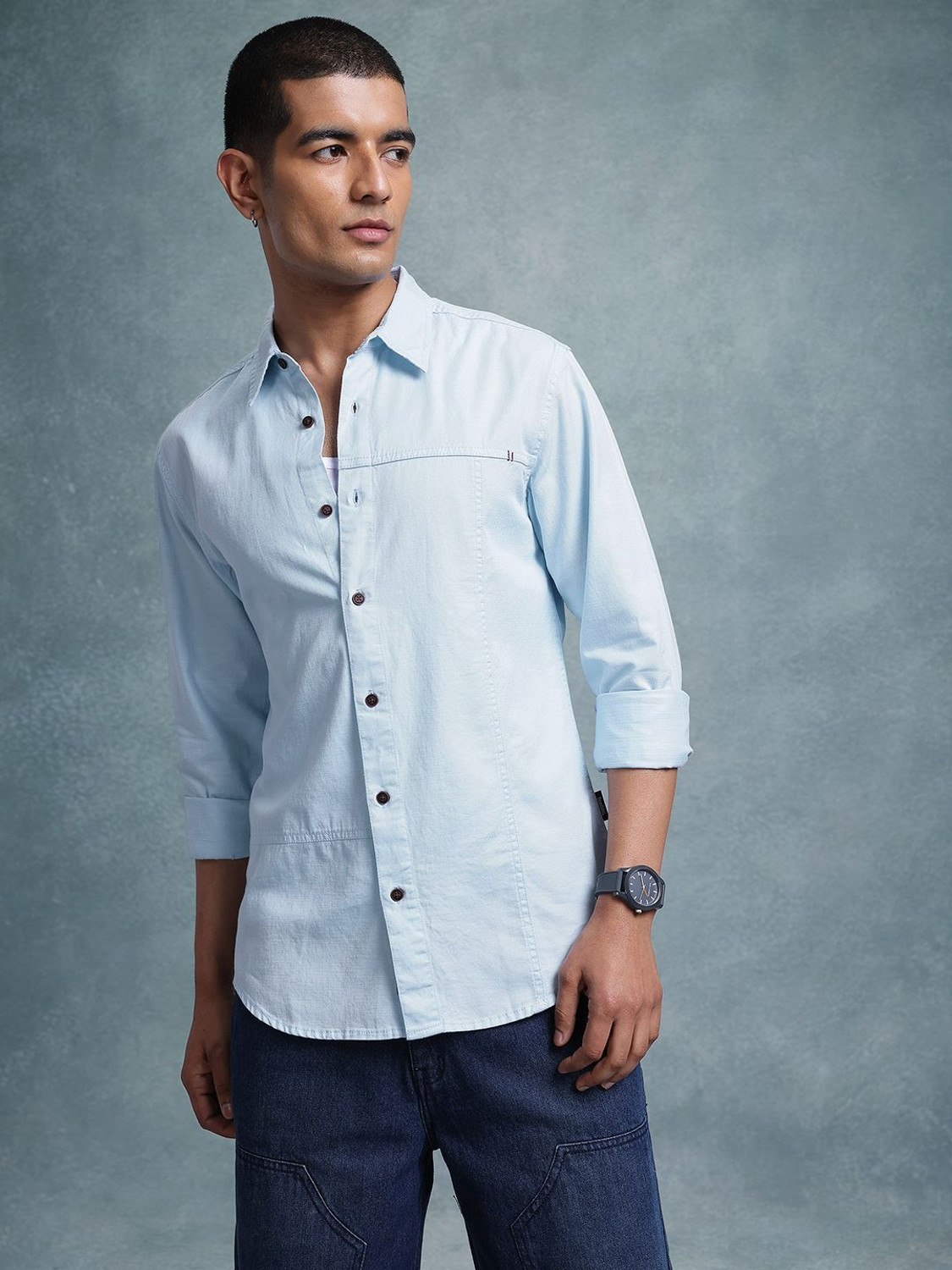 Image of Roadster Men Solid Casual Blue Shirt