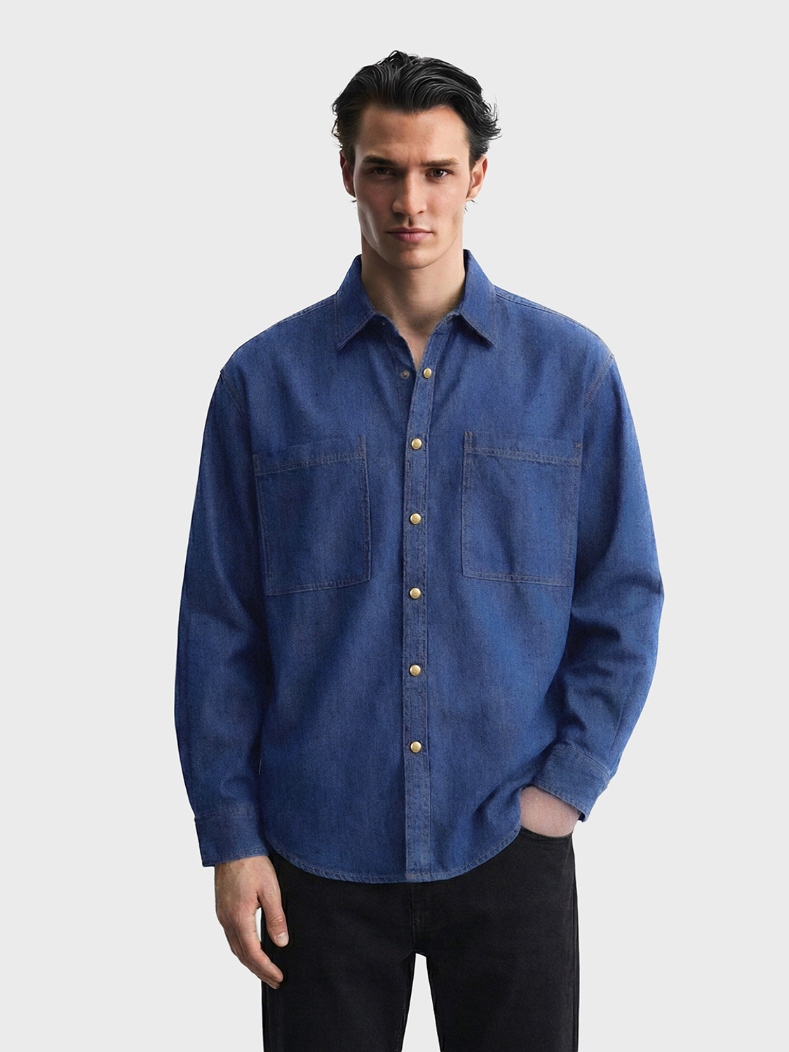 Image of The Indian Garage Co. Men Solid Casual Blue Shirt