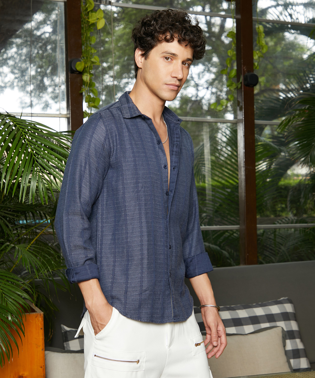 Image of CAHOOT Men Solid Casual Blue Shirt